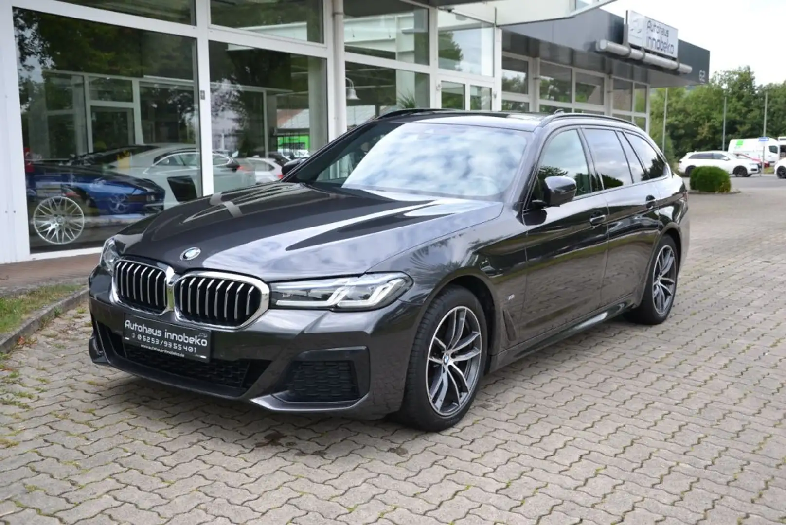 BMW 520 520d xDrive Touring Aut.*MSportPaket*HeadUp*AHK - 1