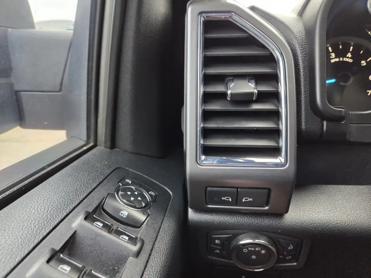 Ford F 150 photo Ford F 150