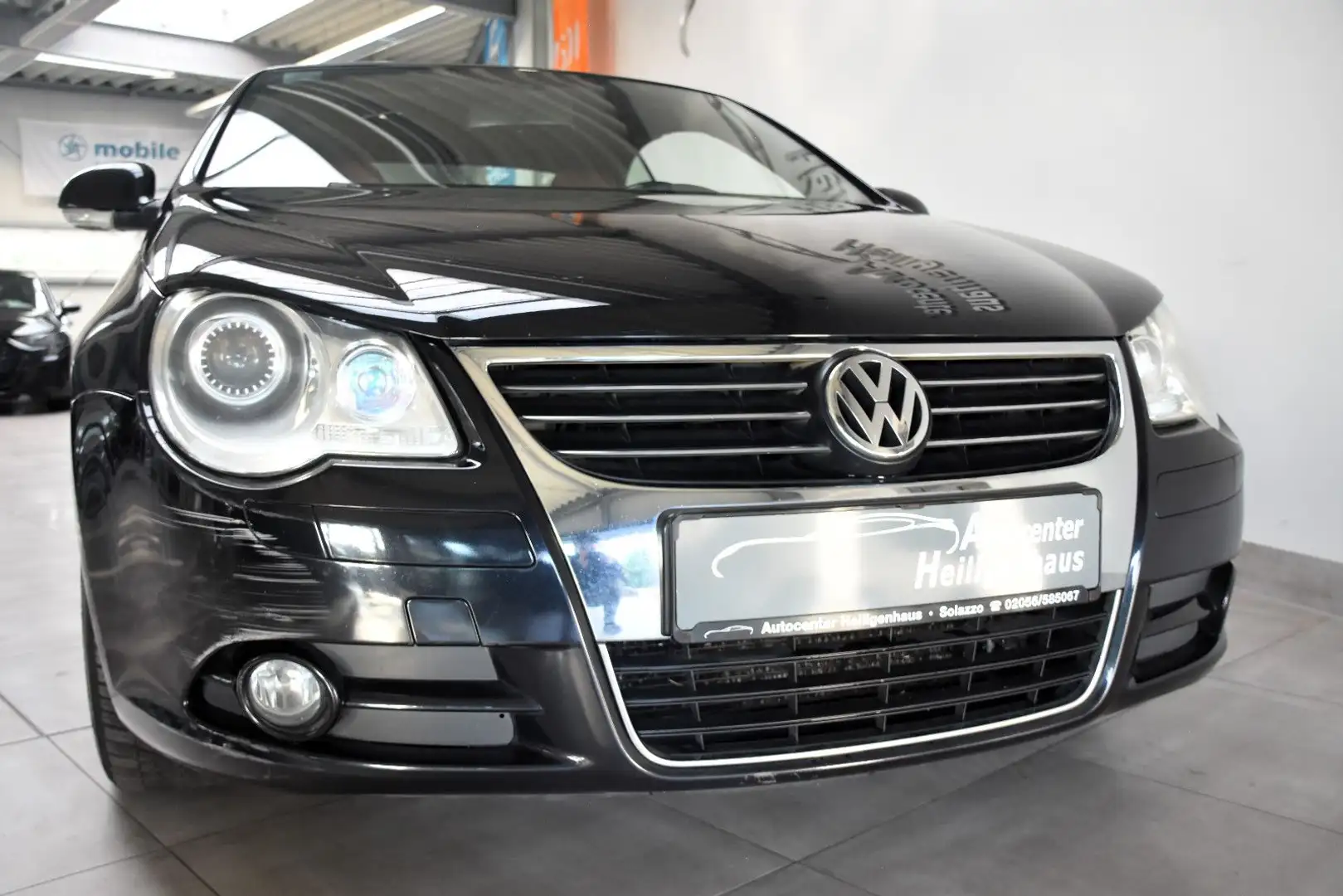 Volkswagen Eos 2.0FSI Leder Schiebedach  Bi-Xenon WLAN SHZ Schwarz - 1