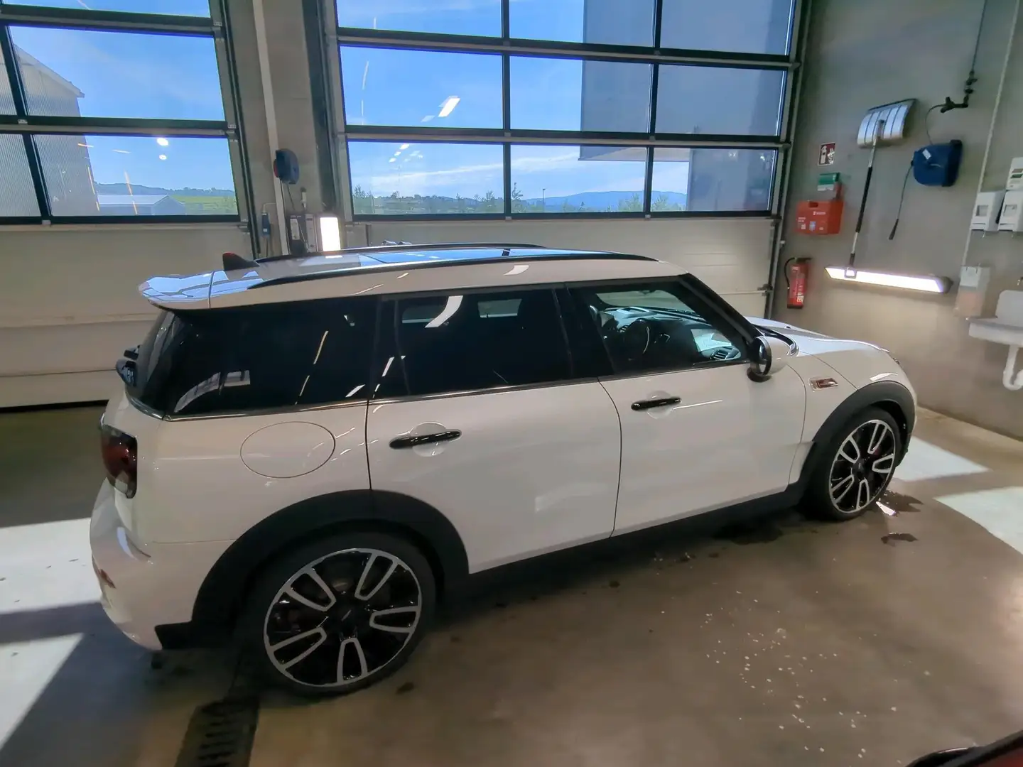 MINI John Cooper Works Clubman MINI John Cooper Works Clubman ALL4 Weiß - 2