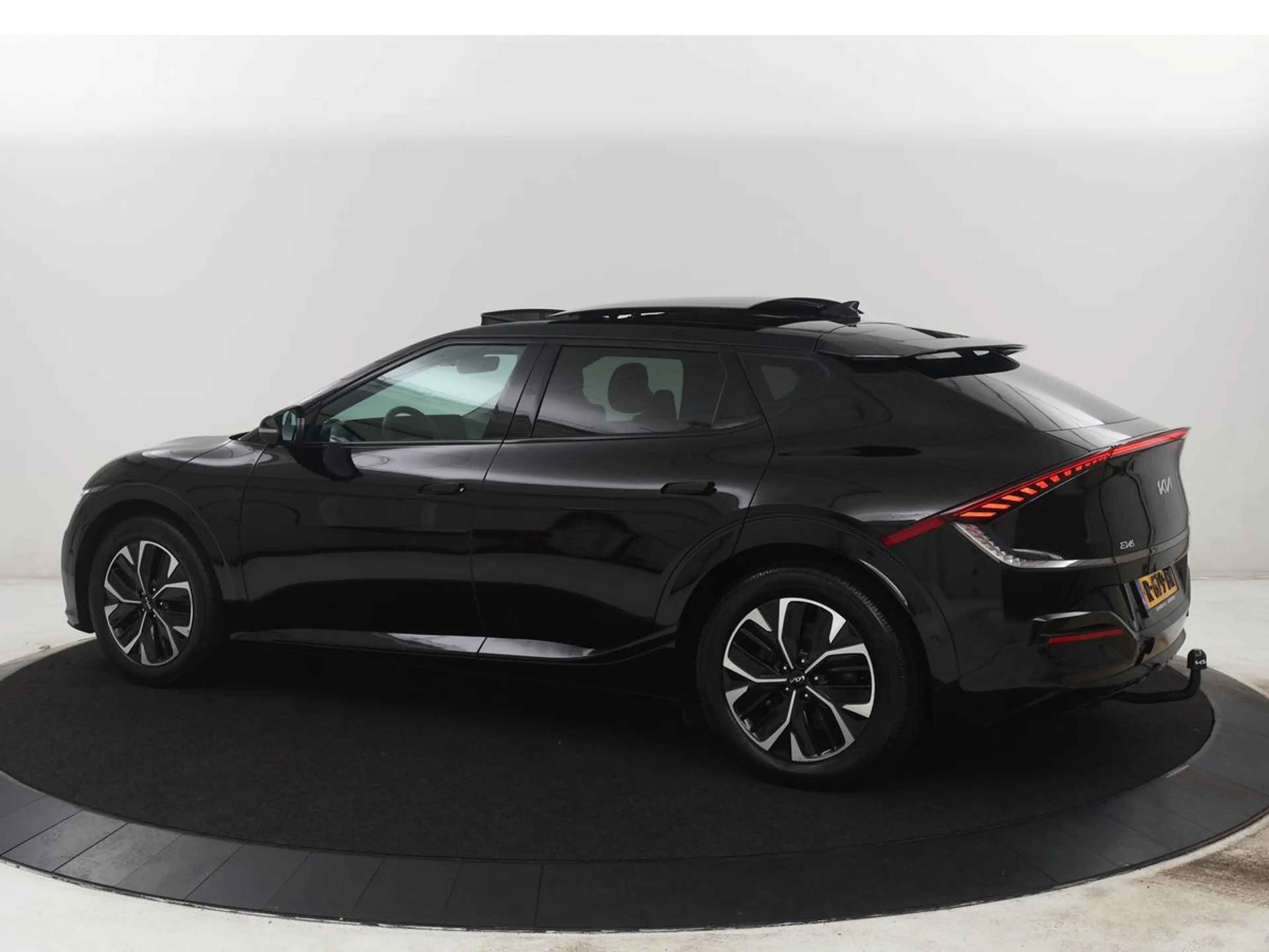 Kia EV6 GT-Line 77.4 kWh | SOH 95% | Trekhaak | Panoramada — photo 2