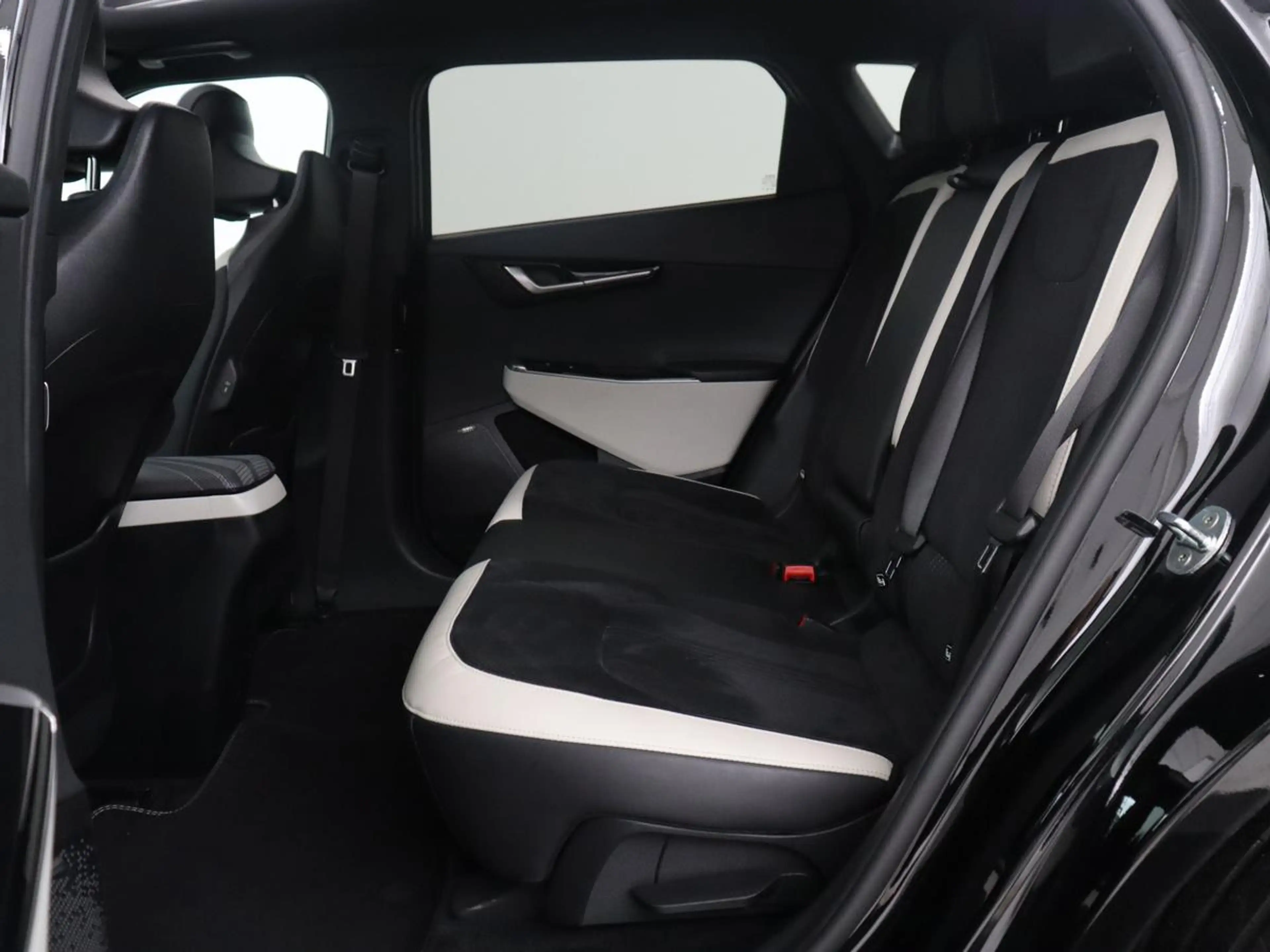 Kia EV6 GT-Line 77.4 kWh | SOH 95% | Trekhaak | Panoramada — photo 10
