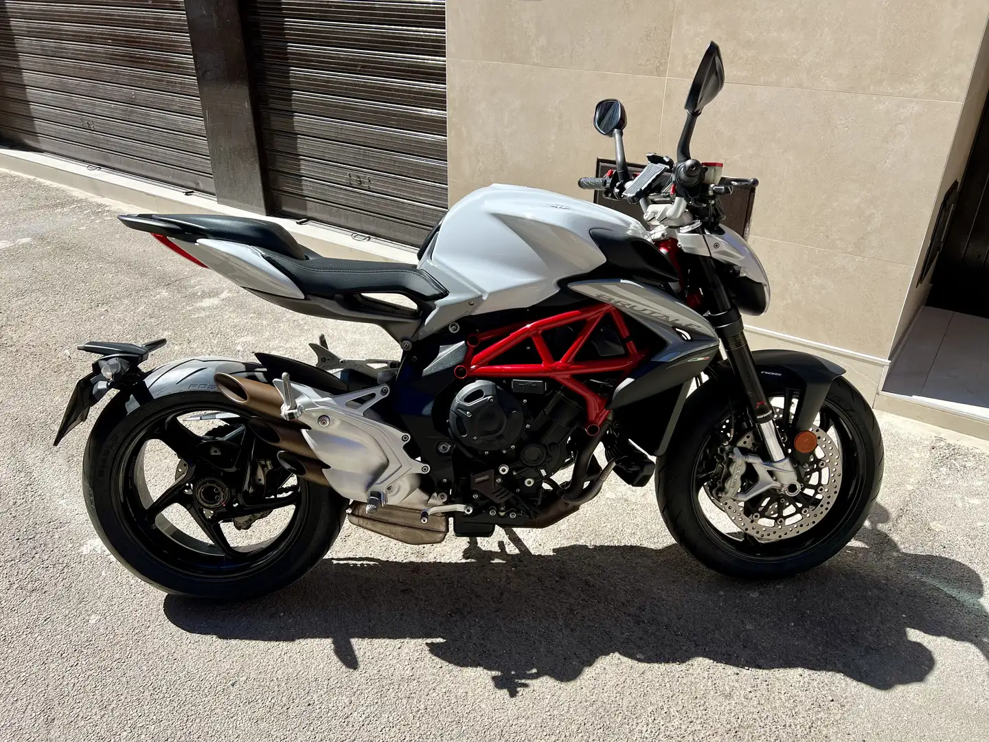 MV Agusta 800 EAS ABS Blanc - 1