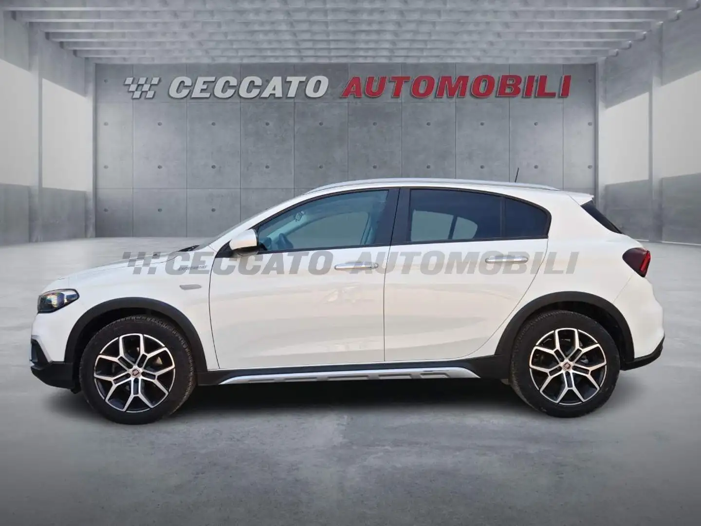 Fiat Tipo Tipo 5p 1.6 mjt Cross s&s 130cv Bianco - 2