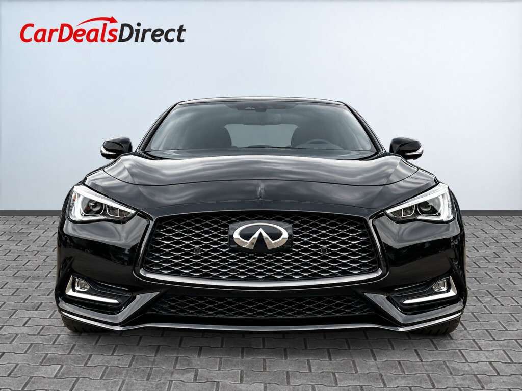 2018 Infiniti Q60 RED SPORT 400 AWD / NAVI / LEATHER / SUNROOF / 360 — снимка 1