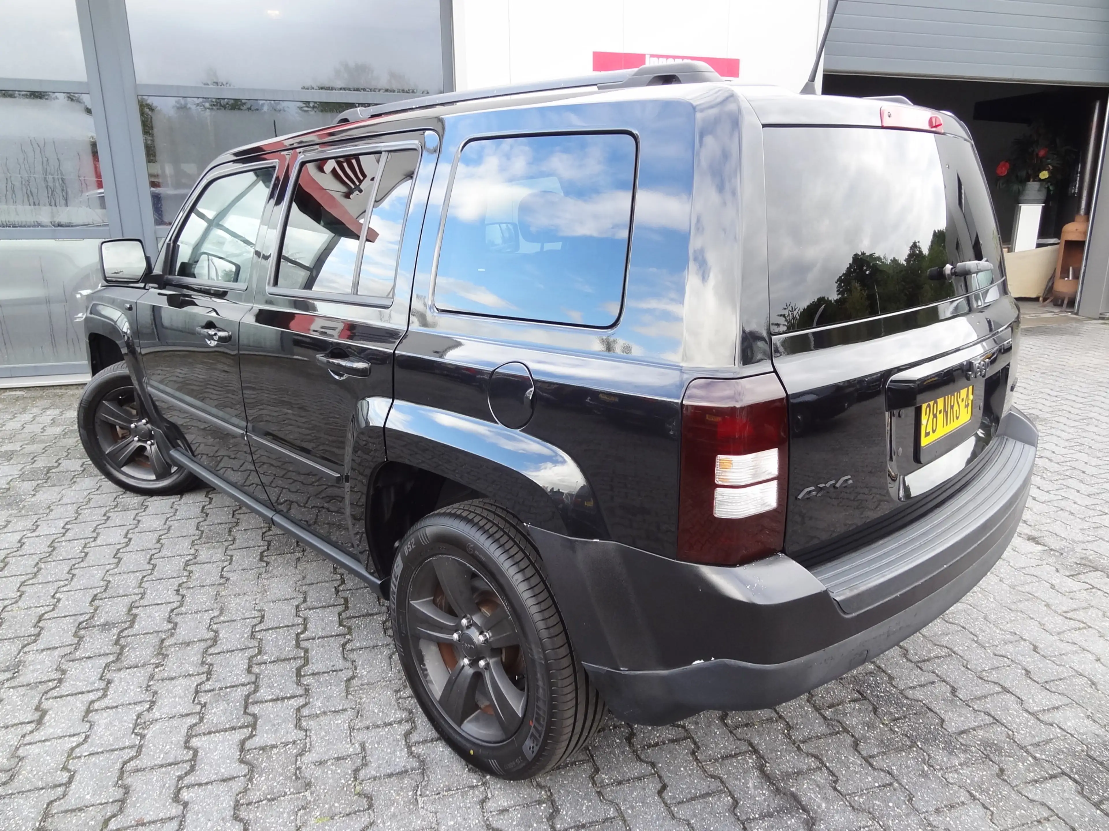 Jeep Patriot 2.4 Limited Liberty | NL-AUTO | CRUISE | 4x4 | AIR — photo 13