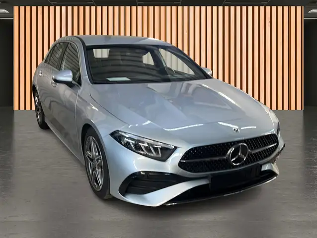 Mercedes-Benz A-Class view 4
