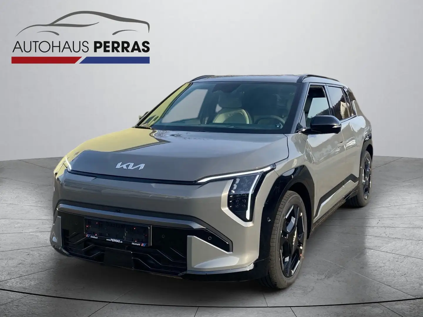 Kia EV3 81.4 GTL DriveW, Komf, Carplay, el.Heckkl. Grau - 2