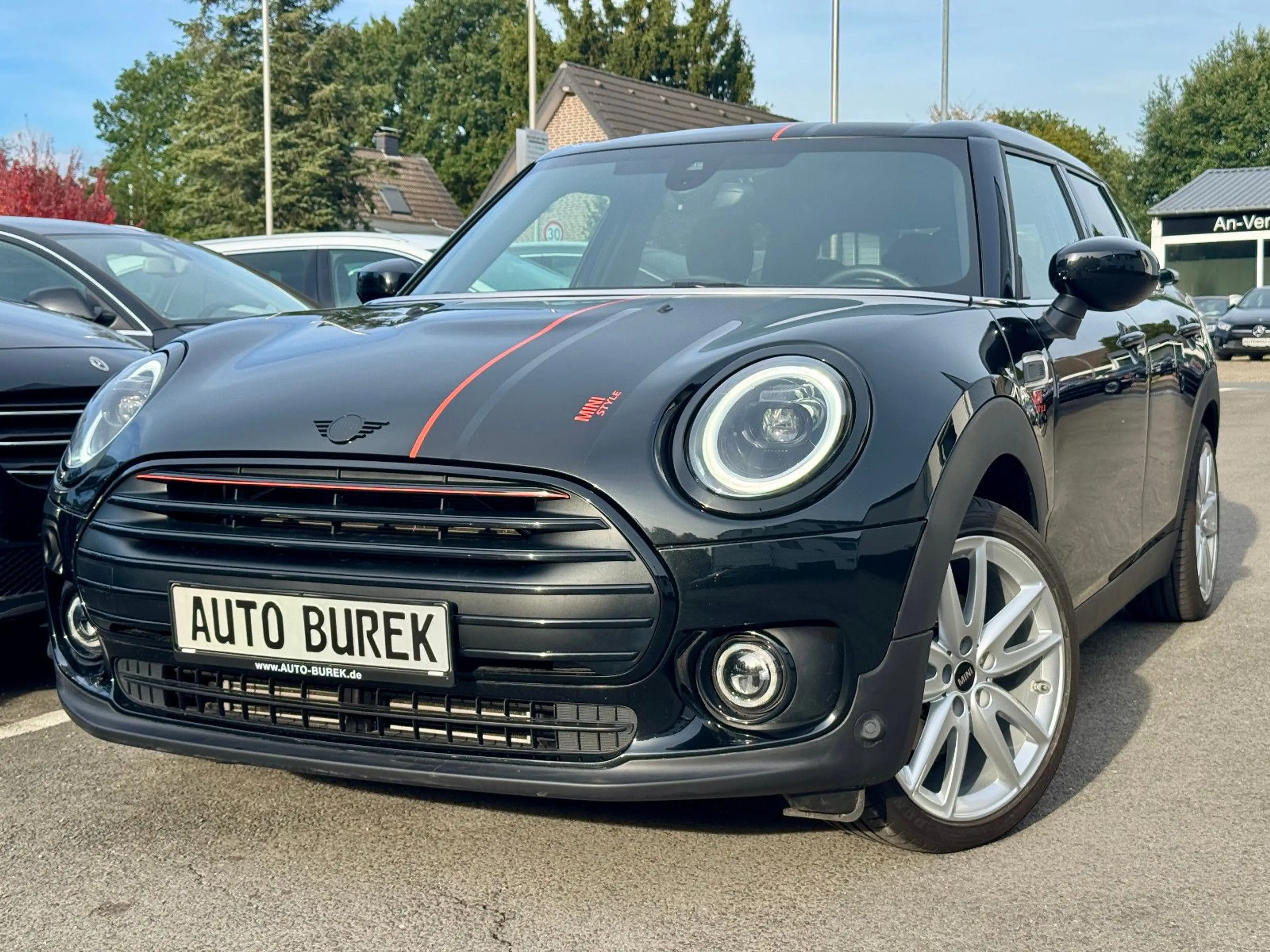 MINI Cooper Clubman Yours Trim Navi LED Leder RüK 18"
