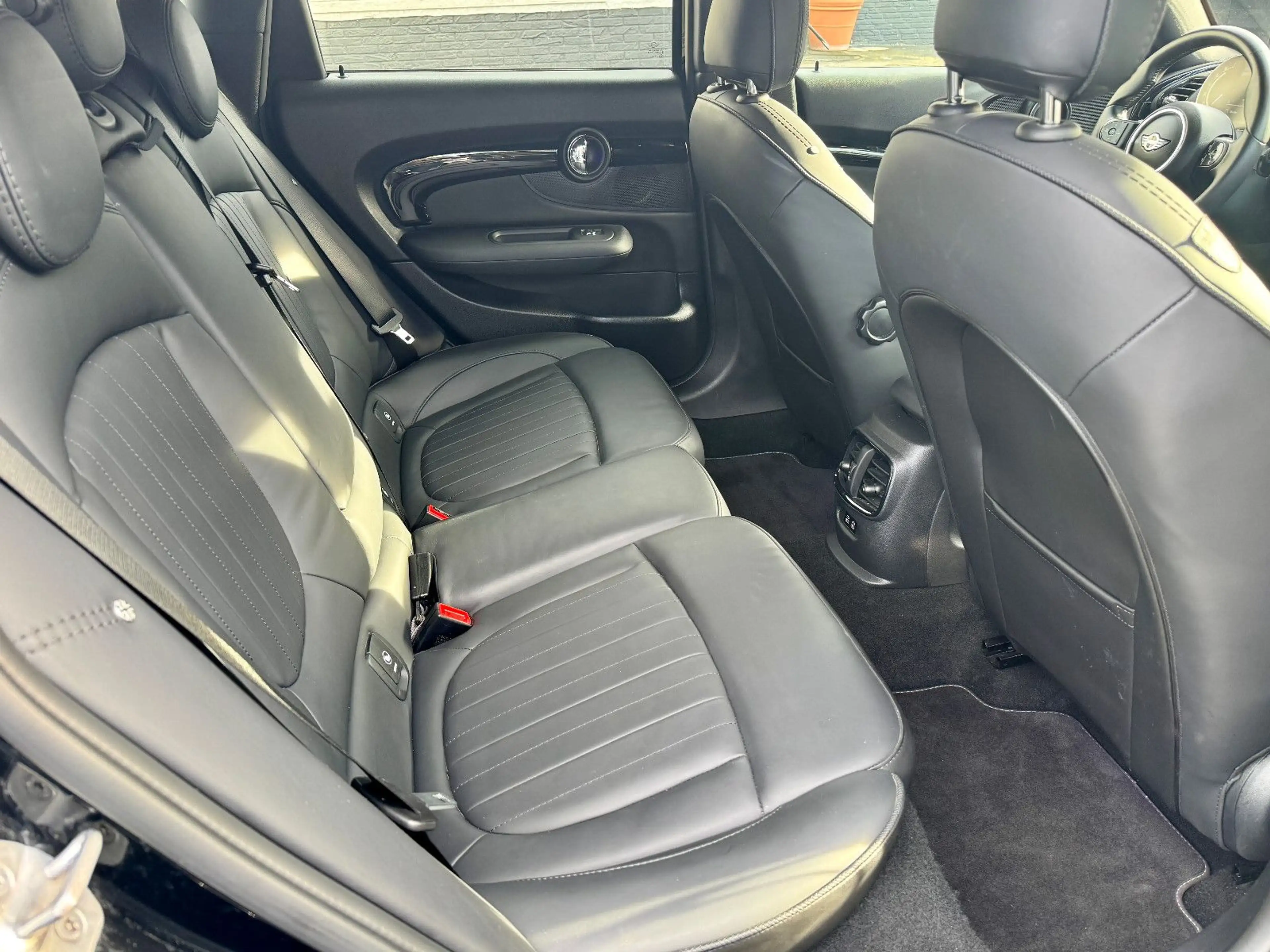 MINI Cooper Clubman Yours Trim Navi LED Leder RüK 18" — photo 12