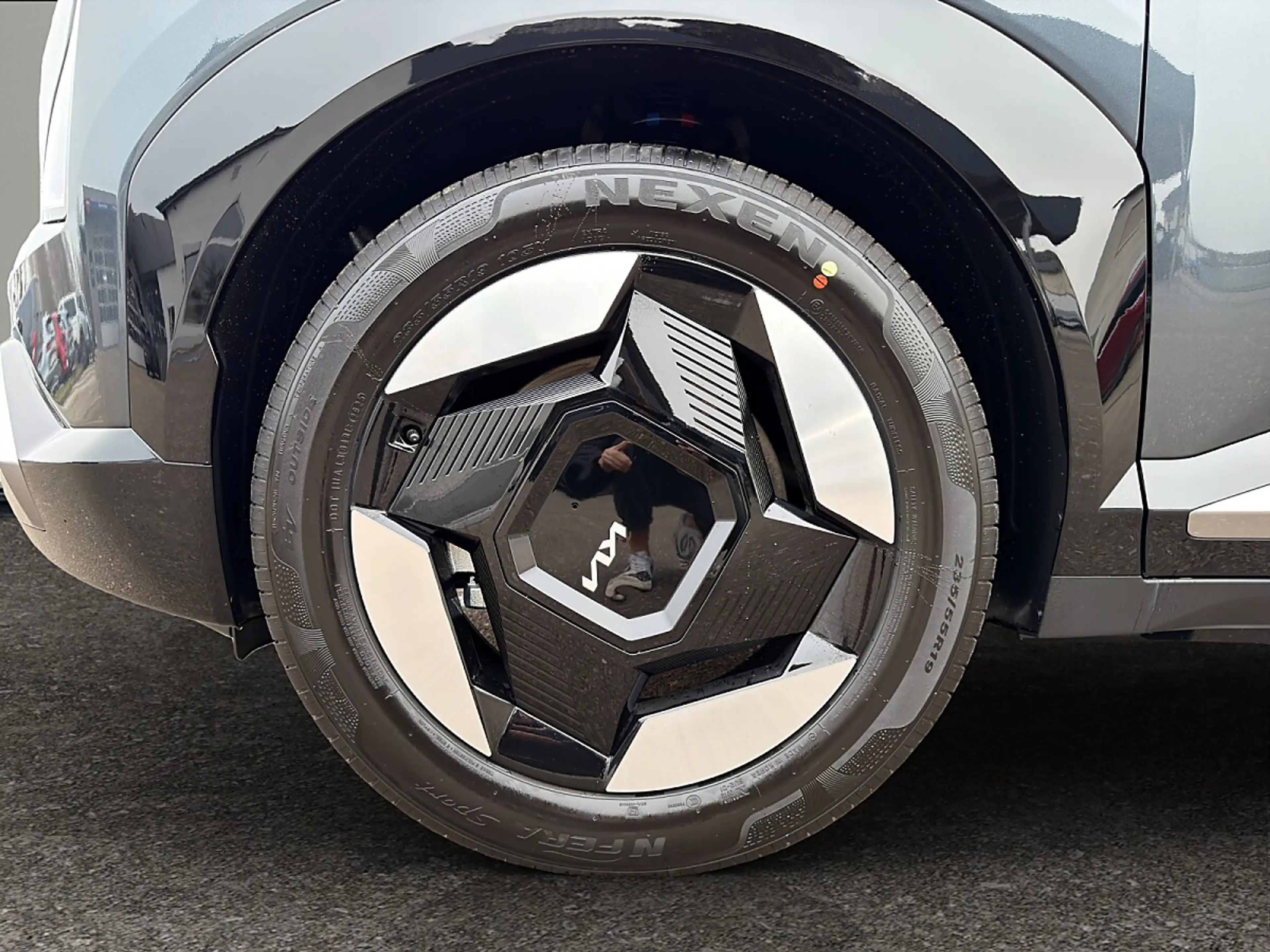 Kia EV5 FWD 81,4kWh Launch Edition — photo 5