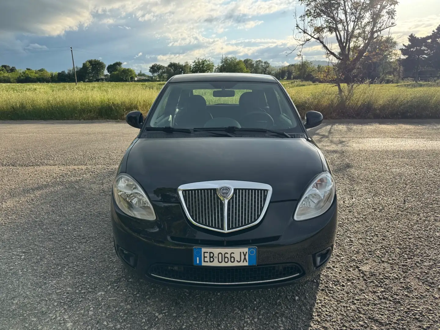 Lancia Ypsilon 1.4 Platino Ecochic GPL Noir - 2