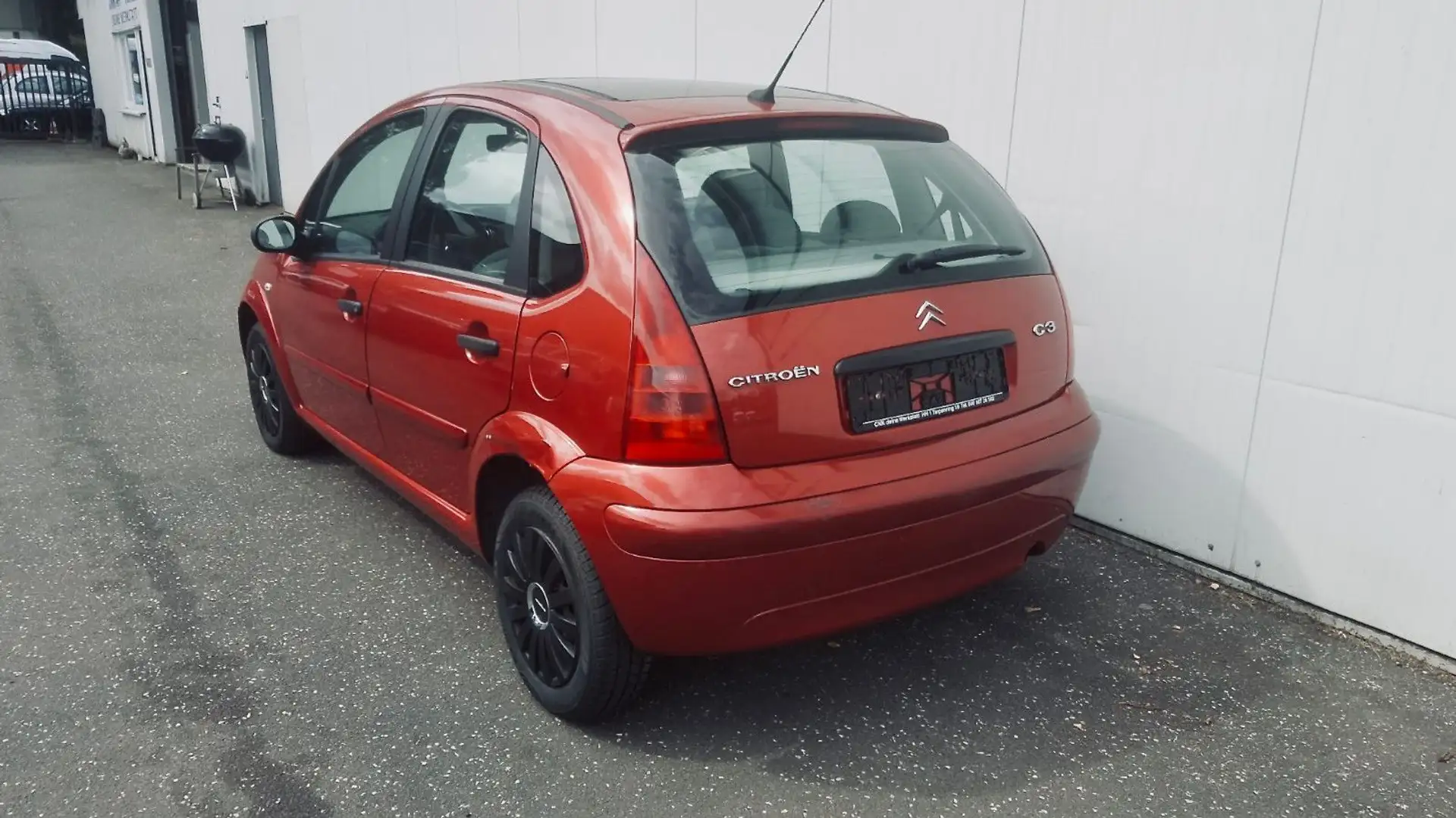 Citroen C3 1.4 Confort - Panoramadach 5-türig Klima Rot - 2