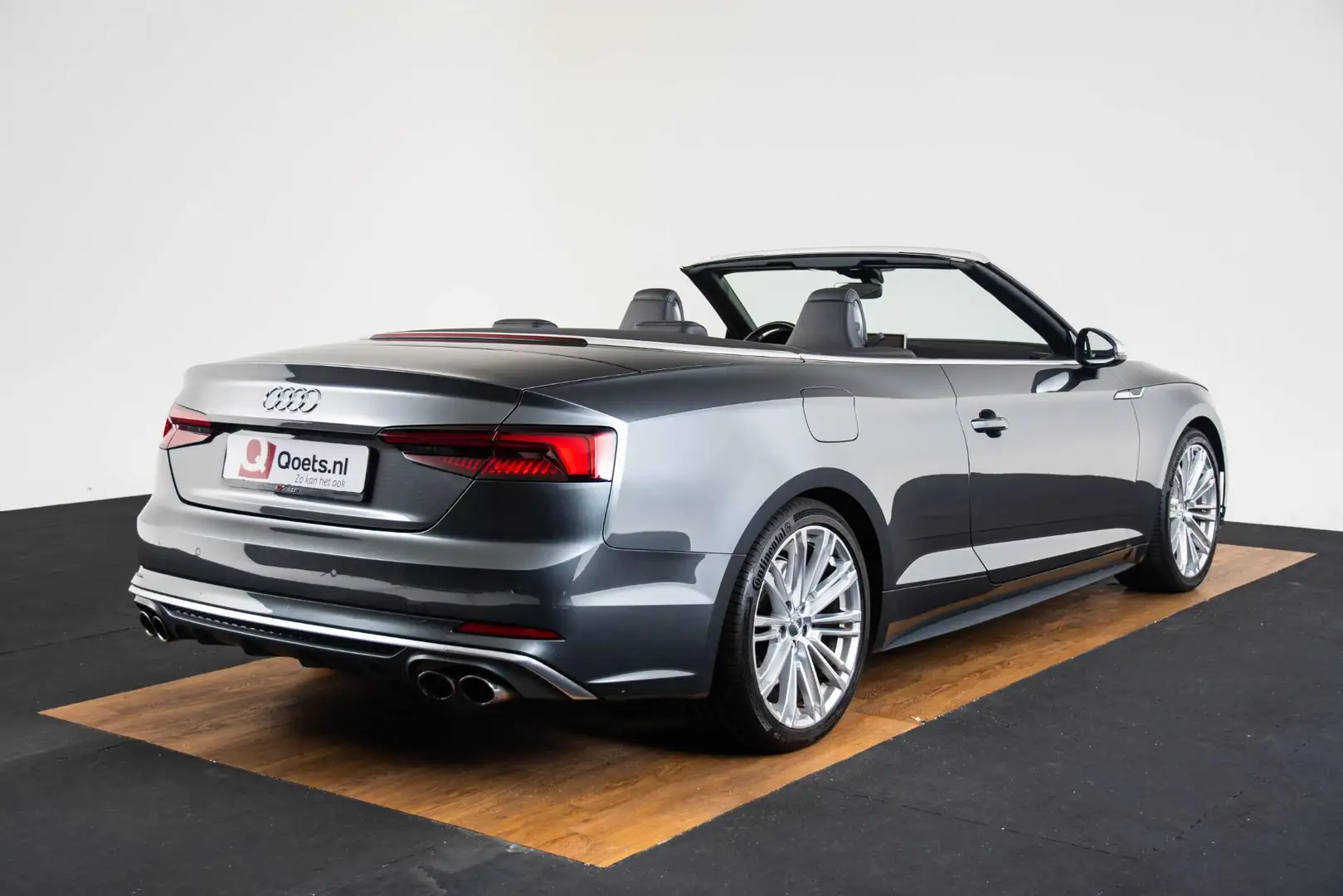 Audi A5 Cabriolet 3.0 TFSI S5 quattro MMI navigatie plus - Grijs - 2
