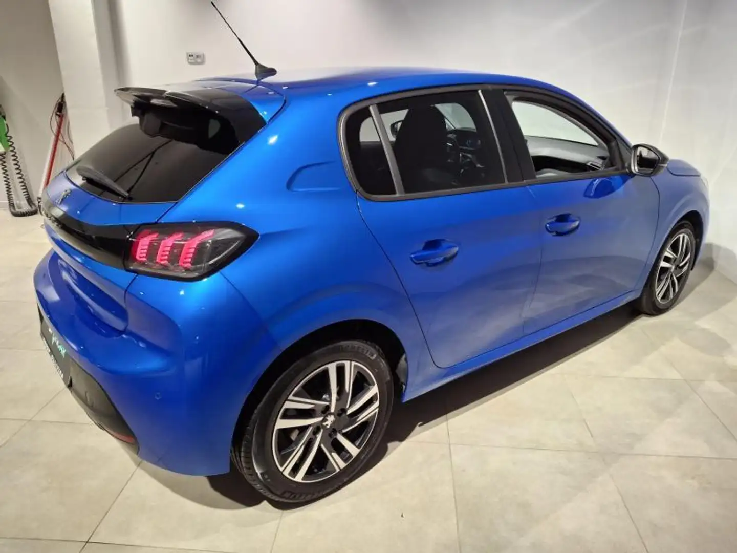 Peugeot 208 Allure Pack - Automaat Bleu - 2