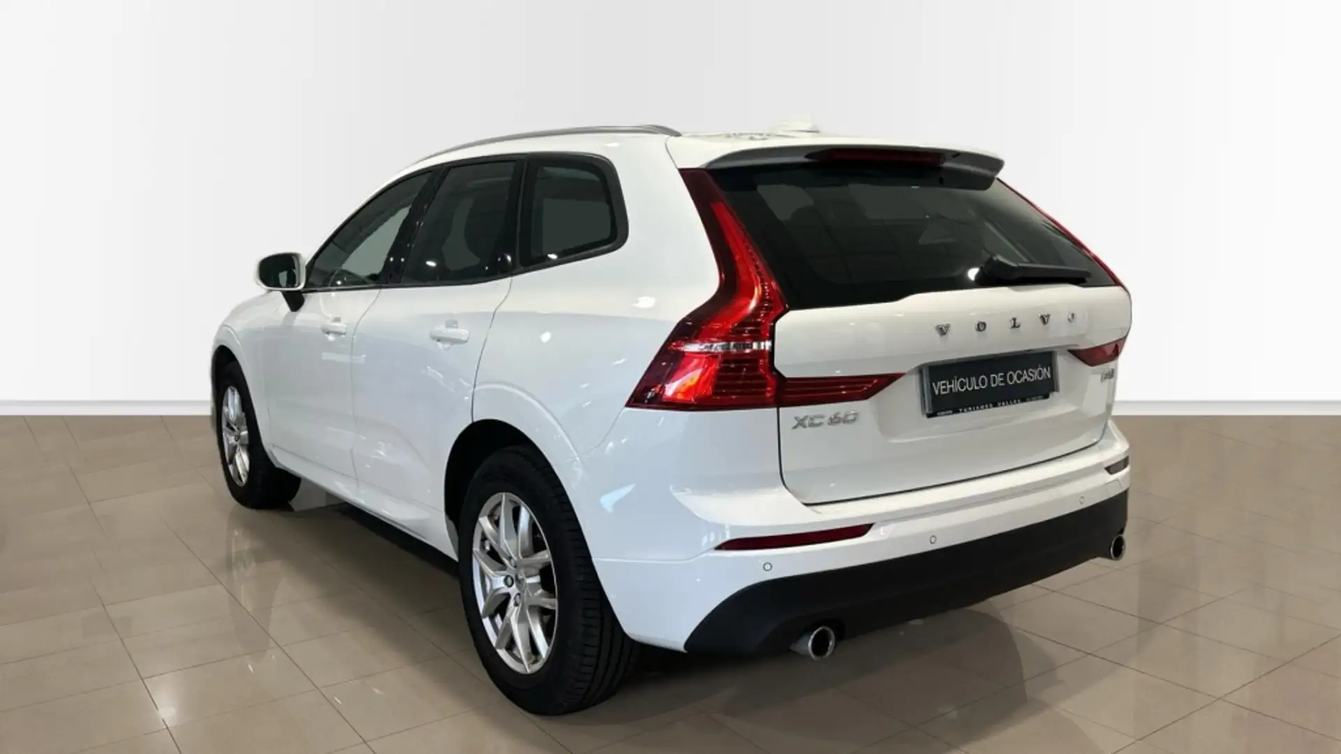 Volvo XC60 D4 Momentum AWD Blanco - 2