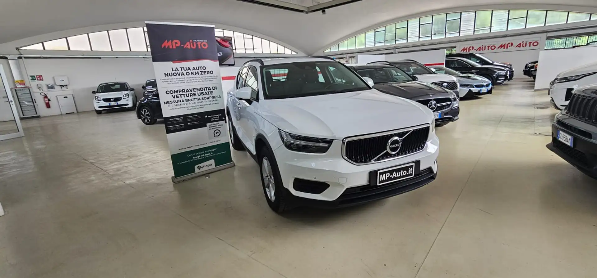 Volvo XC40 XC40 D3 Geartronic IVA ESPOSTA Blanc - 2