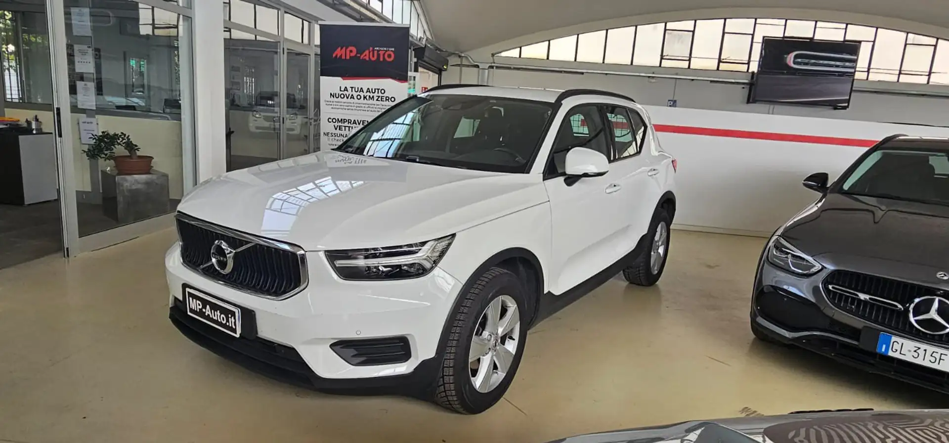 Volvo XC40 XC40 D3 Geartronic IVA ESPOSTA Blanc - 1
