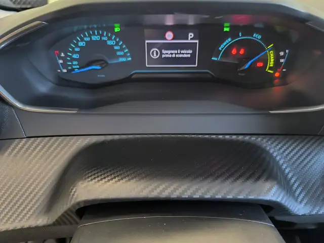 Peugeot 208 view 17