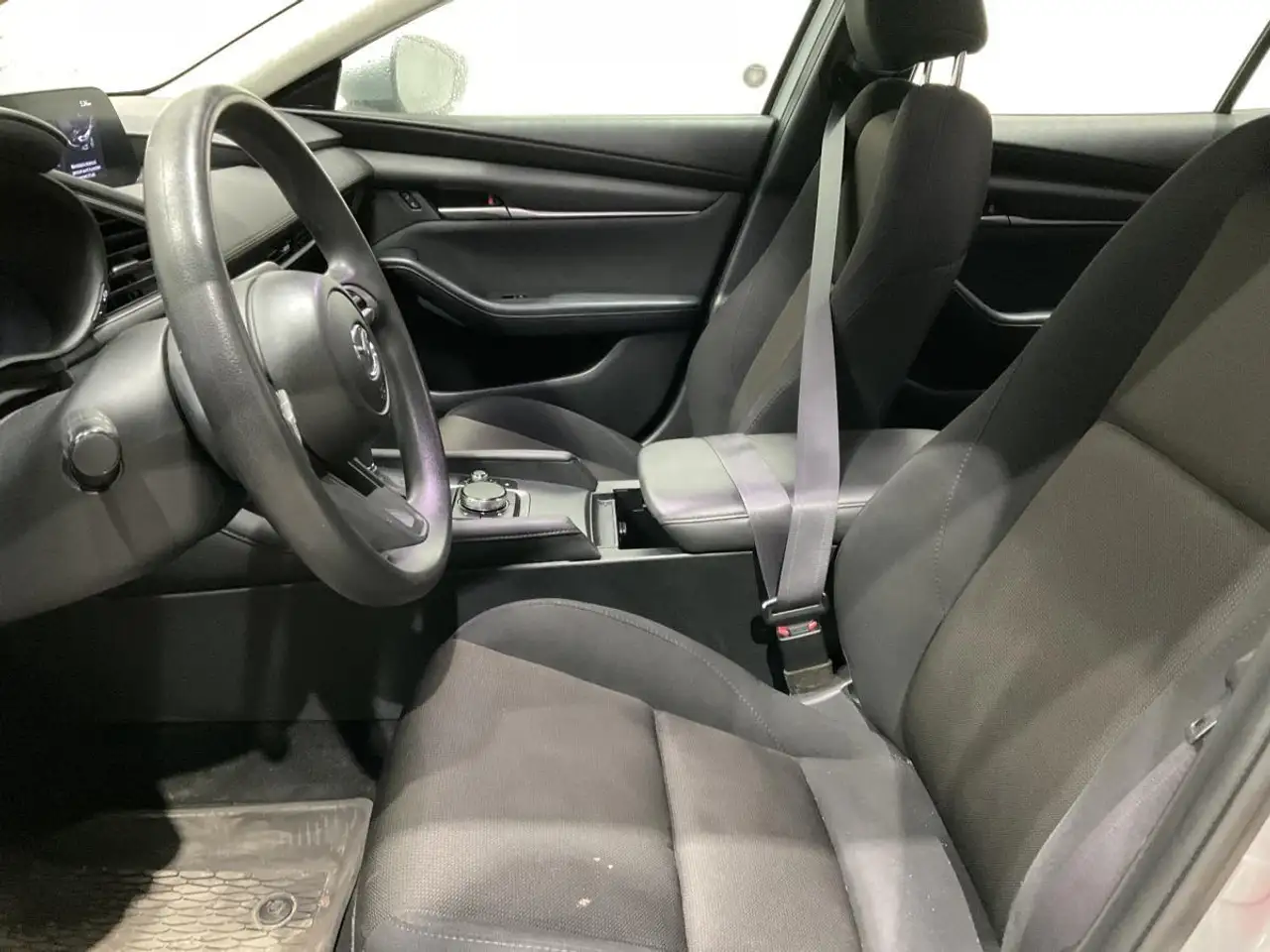 Mazda 3 снимка Mazda 3