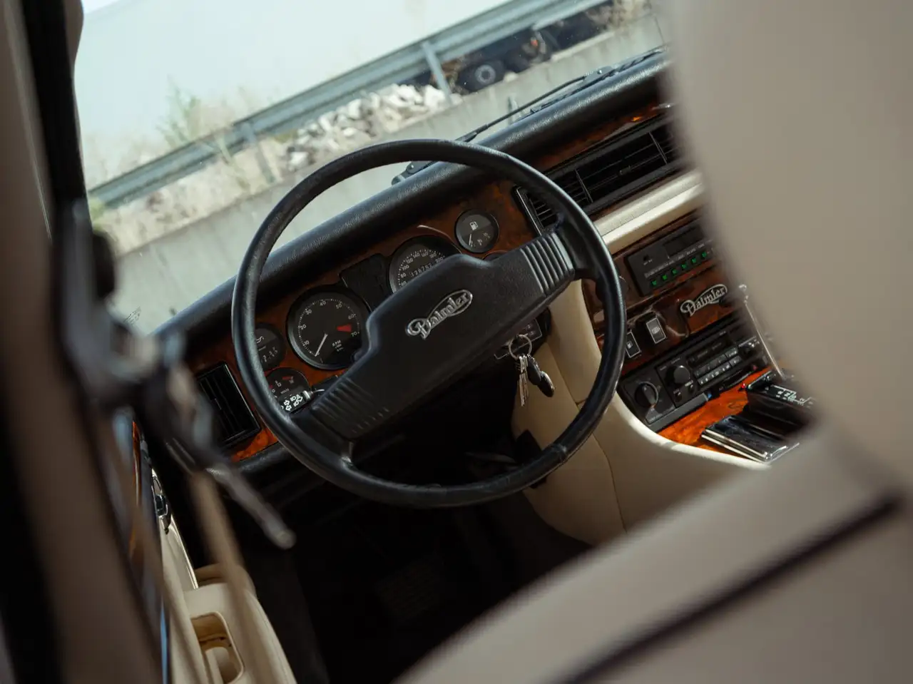 Daimler Double Six XJ12 6.0 V12 318PK (1990) | 126.752 km | NL-auto |, foto 12