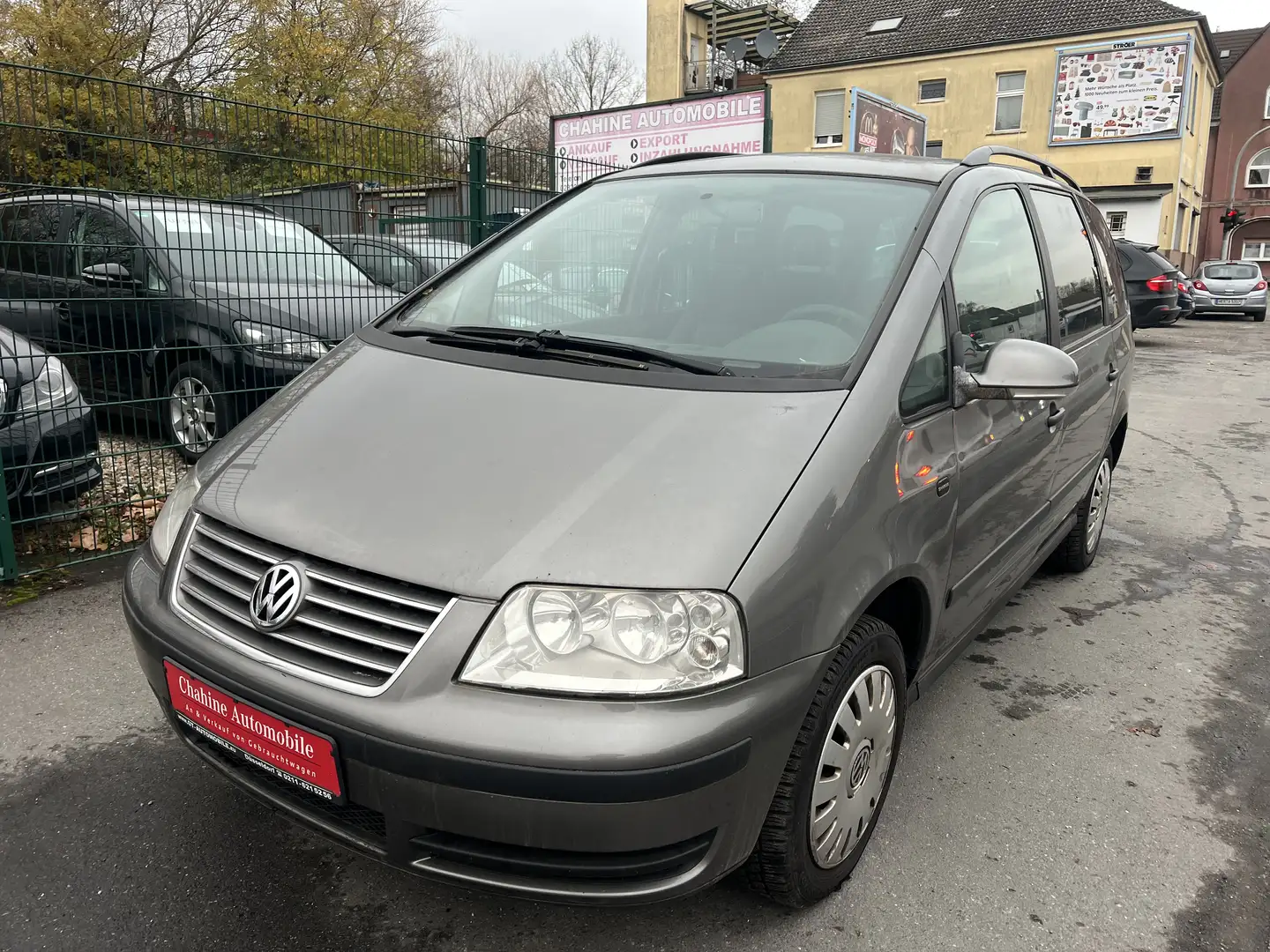 Volkswagen Sharan Sharan Diesel 2.0 TDI Trendline Gris - 1