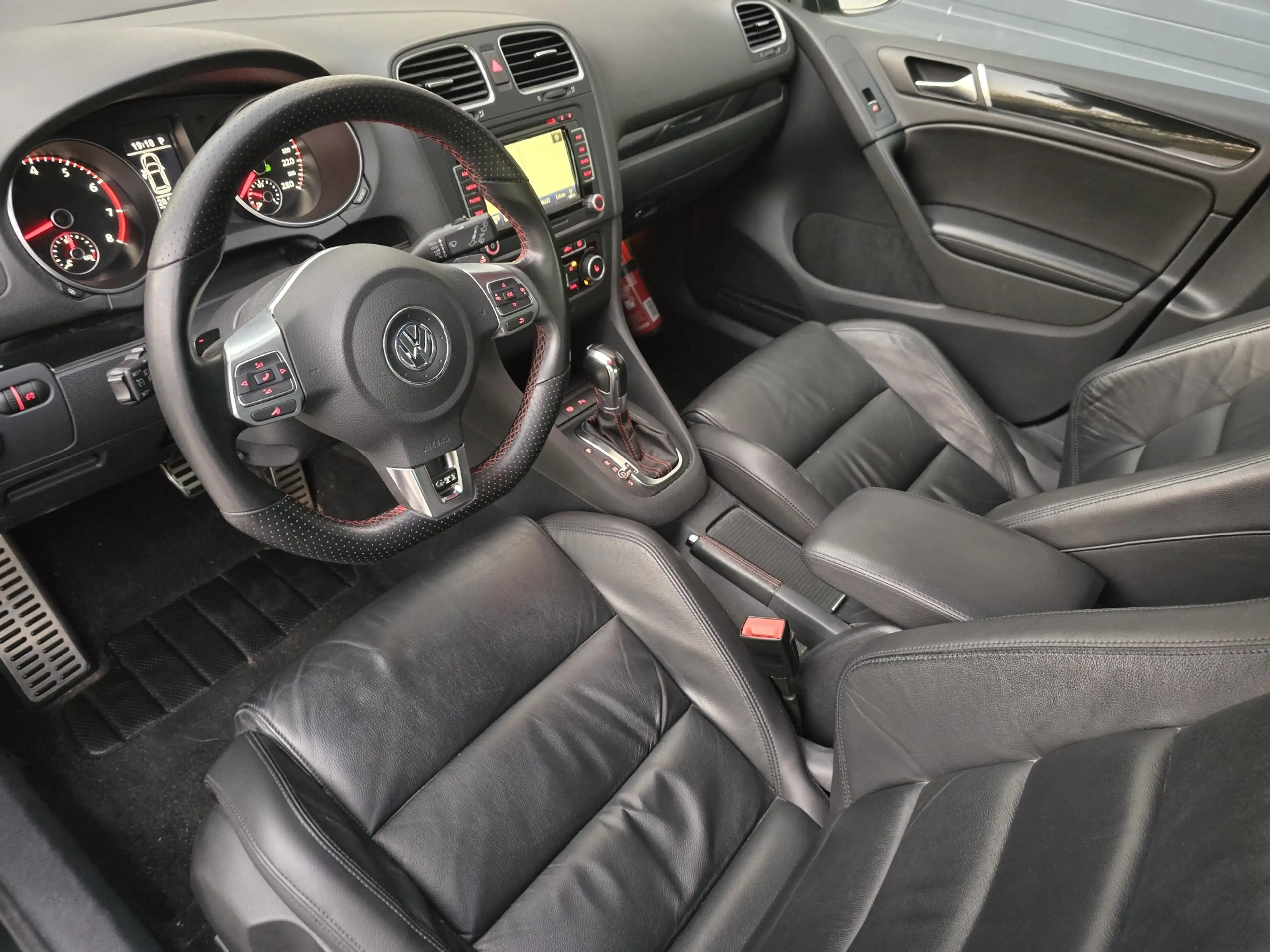 Volkswagen Golf GTI 6 2.0 TSI (211ch) DSG 2012 175.090km GARANTIE !! — photo 8