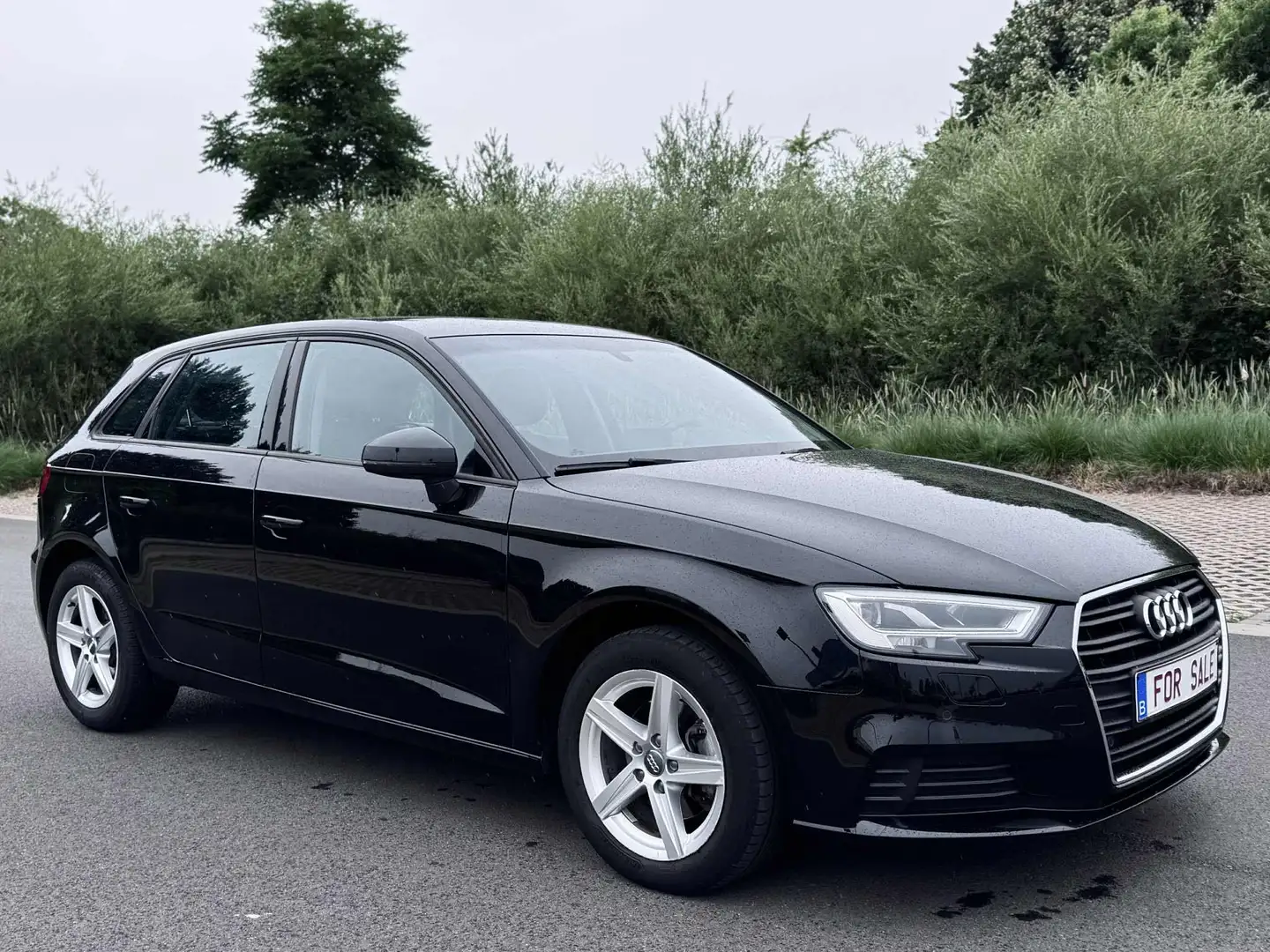 Audi A3 A3 I 30 TFSI I GEKEURD Noir - 1
