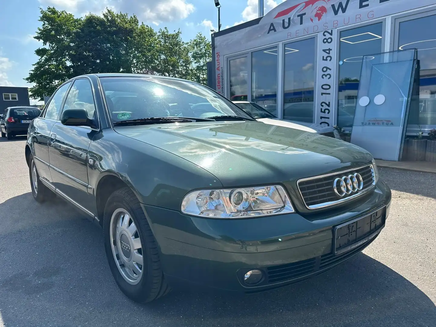 Audi A4 2.8 quattro *TÜV-Neu*Automatik* Zelená - 1