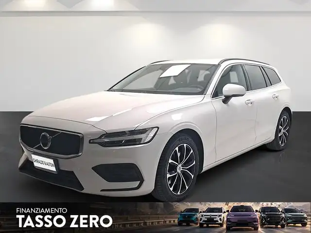 Volvo V60 II 2.0 b4 Momentum Business Pro auto