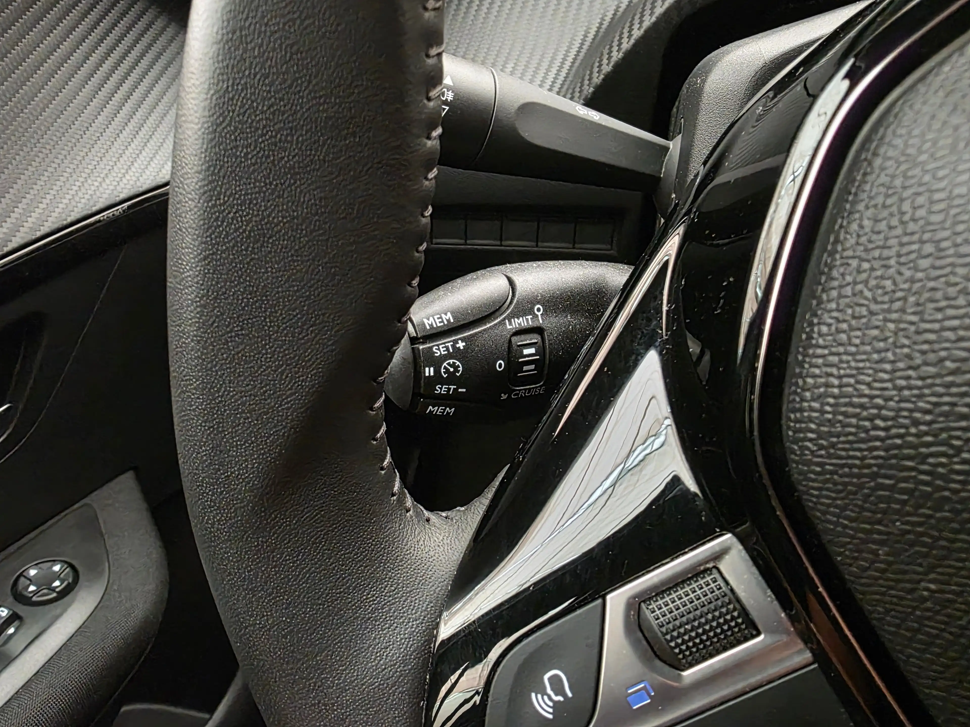 Peugeot e-208 EV Active 50 kWh LED | Parkeersensoren Achter | Ca — photo 14
