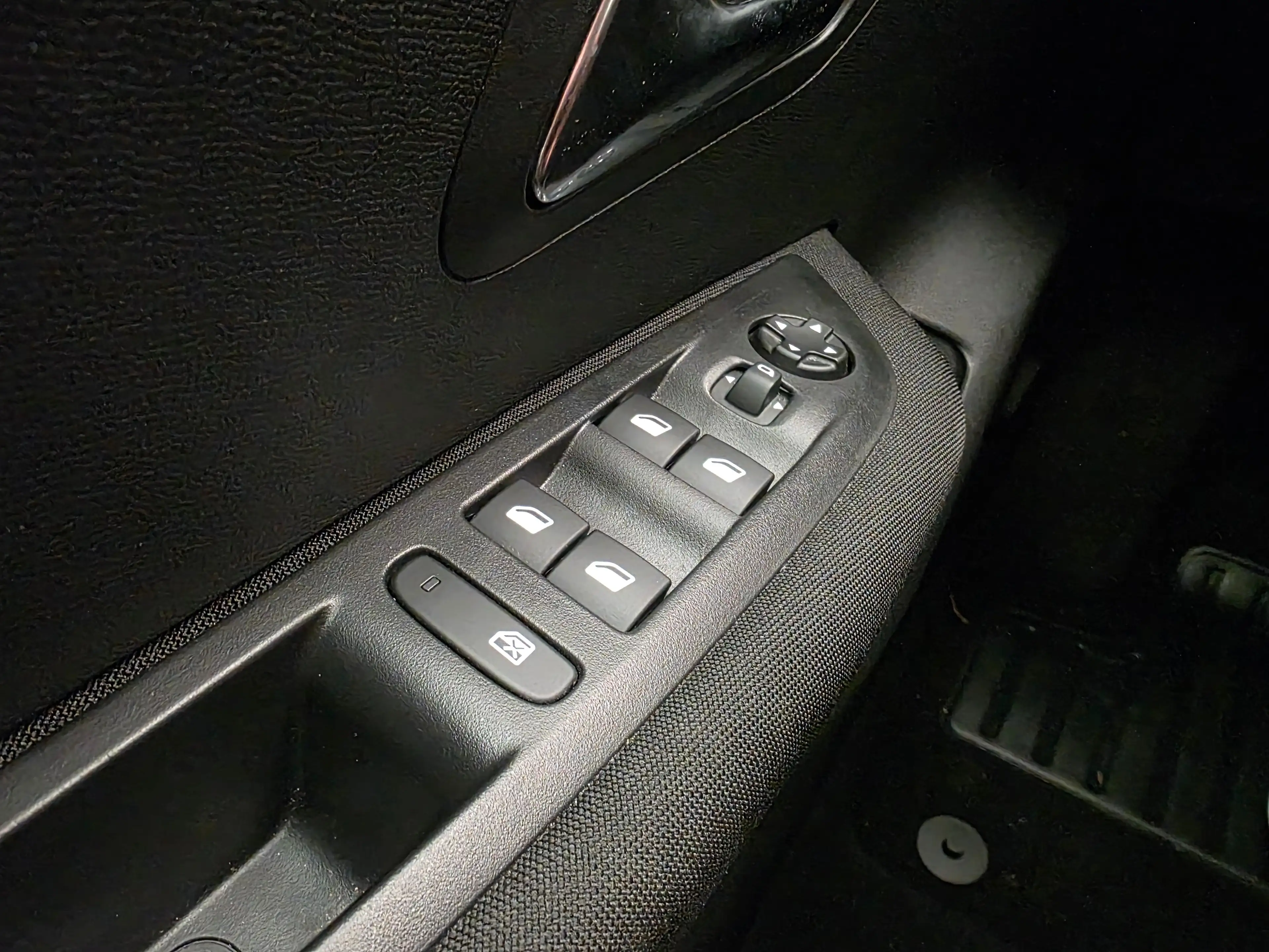 Peugeot e-208 EV Active 50 kWh LED | Parkeersensoren Achter | Ca — photo 20