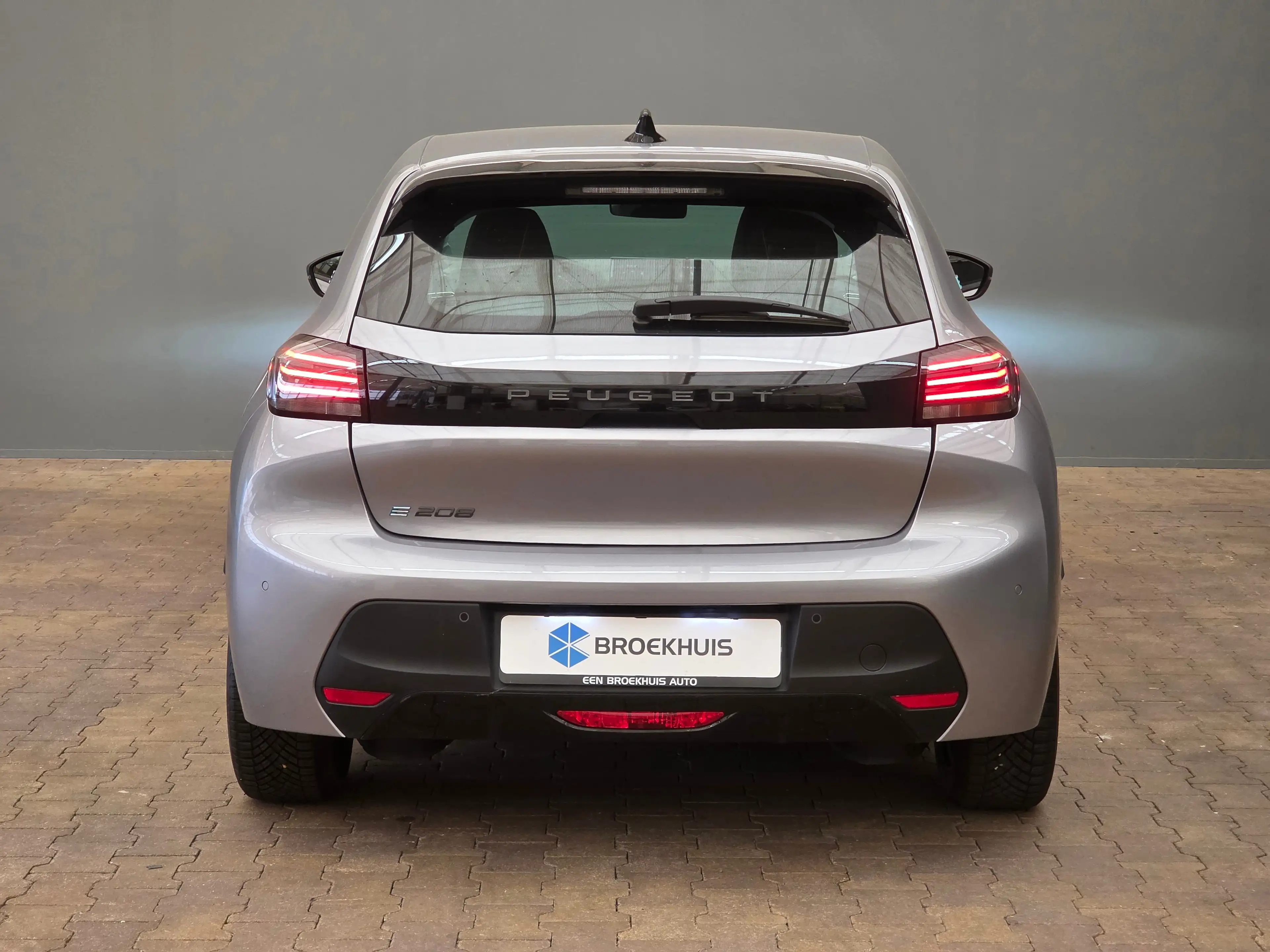 Peugeot e-208 EV Active 50 kWh LED | Parkeersensoren Achter | Ca — photo 5