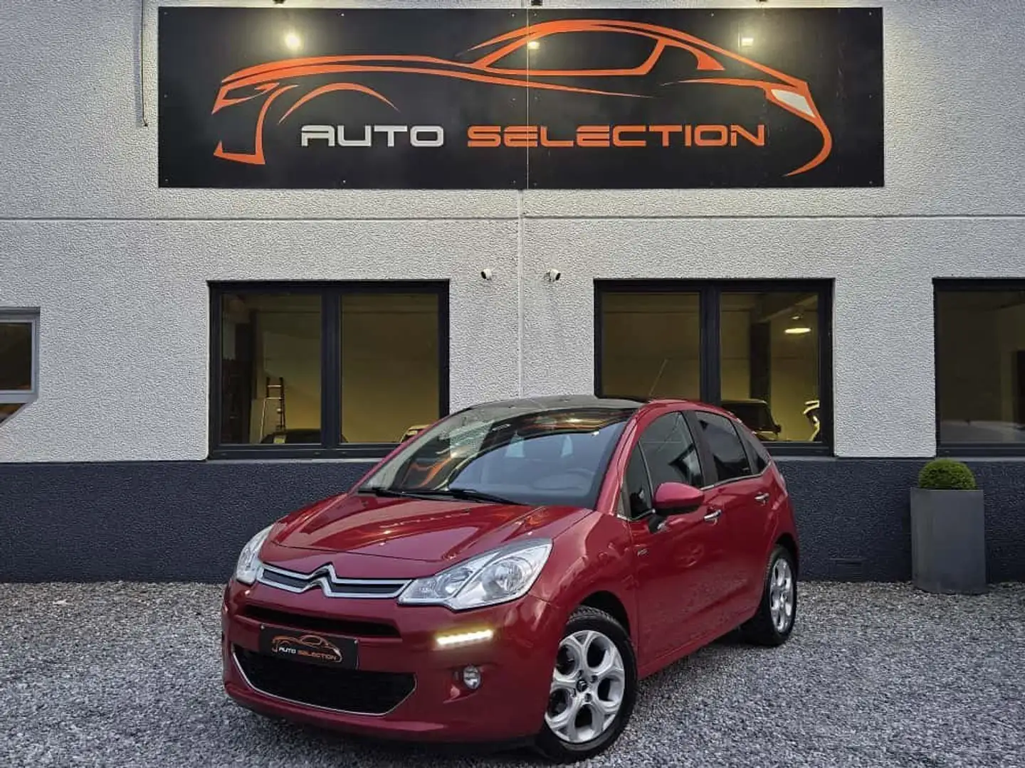 Citroen C3 C3 1.2i EXCLUSIVE - FULL OPTIONS - GARANTIE 1 AN Rood - 1