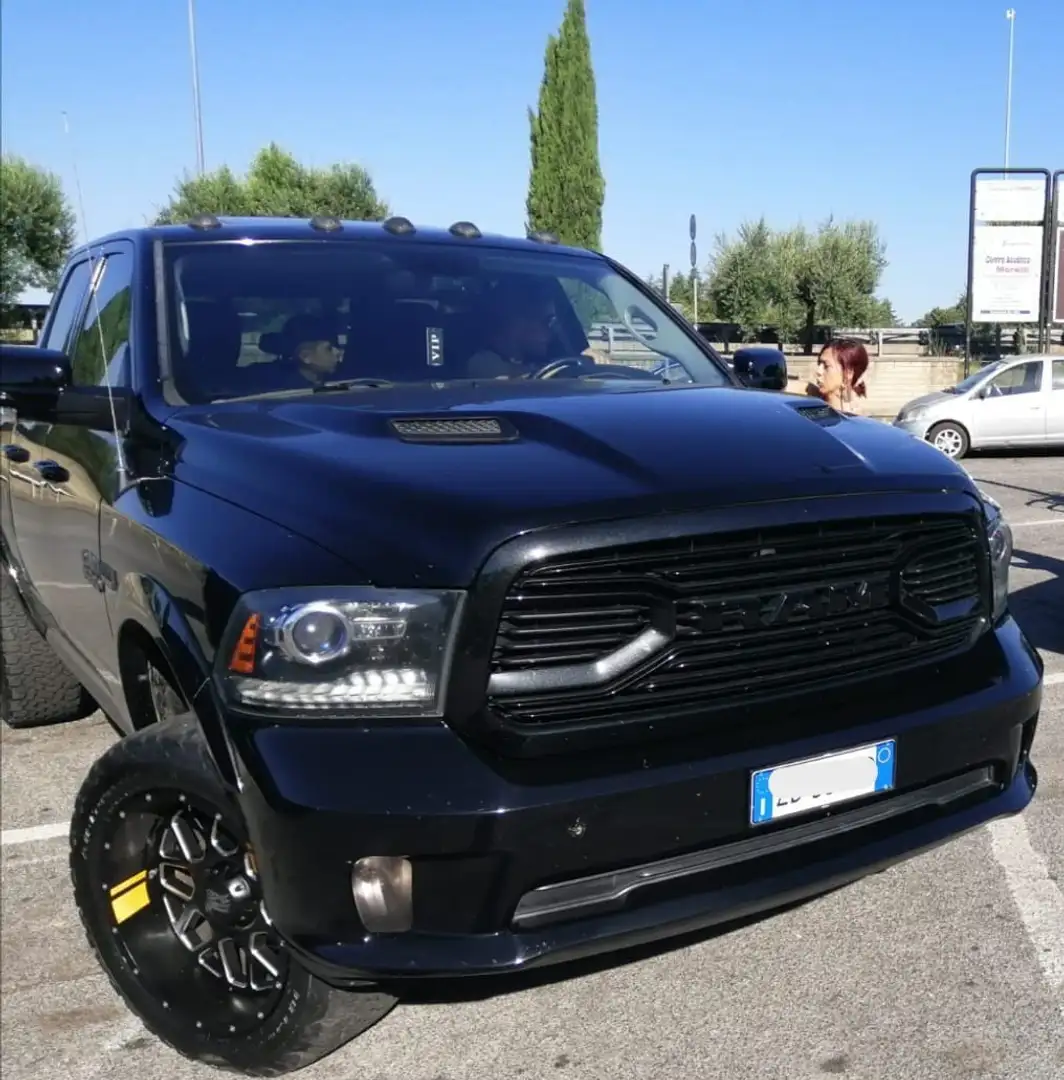 Dodge RAM Ram 1500 5.7 V8 Crew Cab SB Sport Gpl 395cv at8 Nero - 1