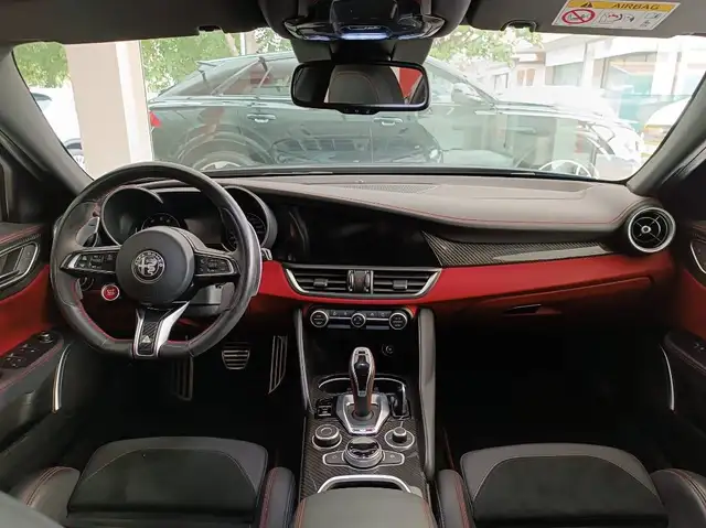Alfa Romeo Giulia view 13