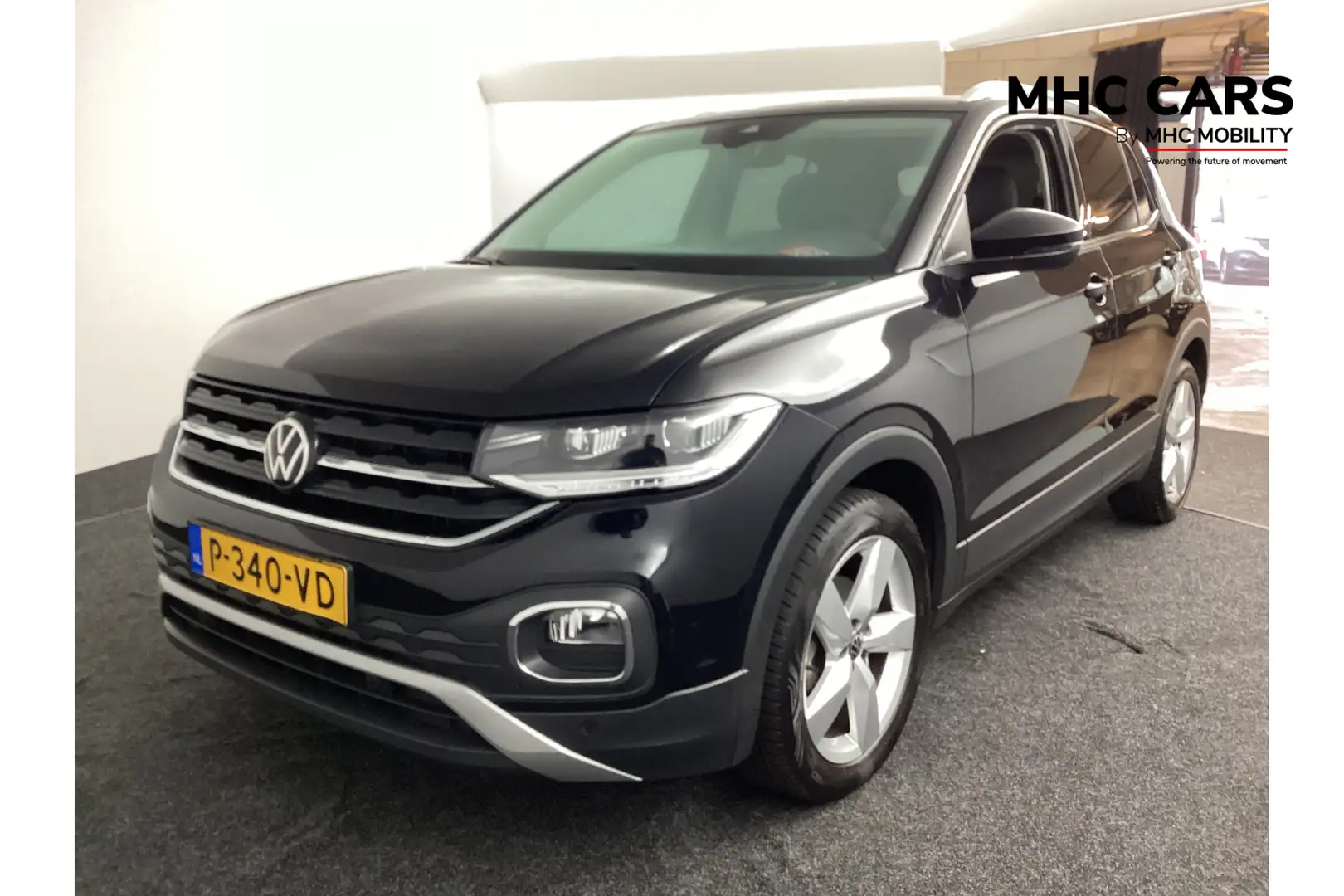 Volkswagen T-Cross 1.0 TSI Style | Camera | Navi | ACC | LMV |* Zwart - 1