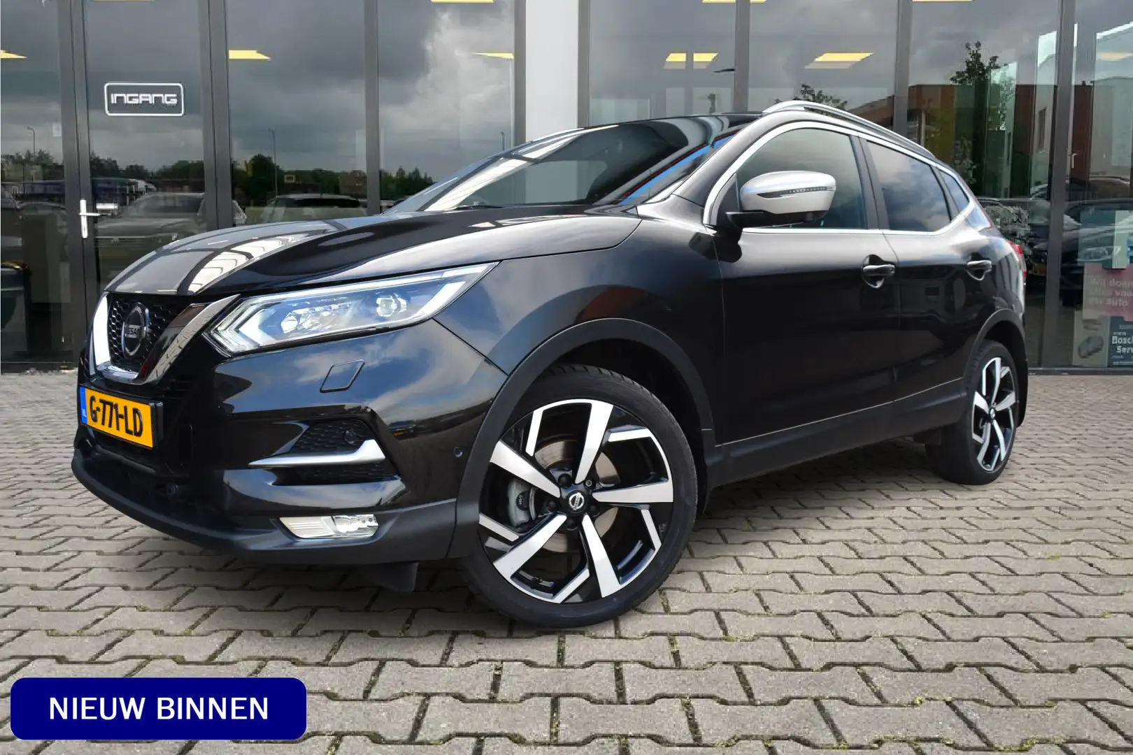Nissan Qashqai 1.3 DIG-T Tekna + | Trekhaak | 360 Camera | Bose | Zwart - 1