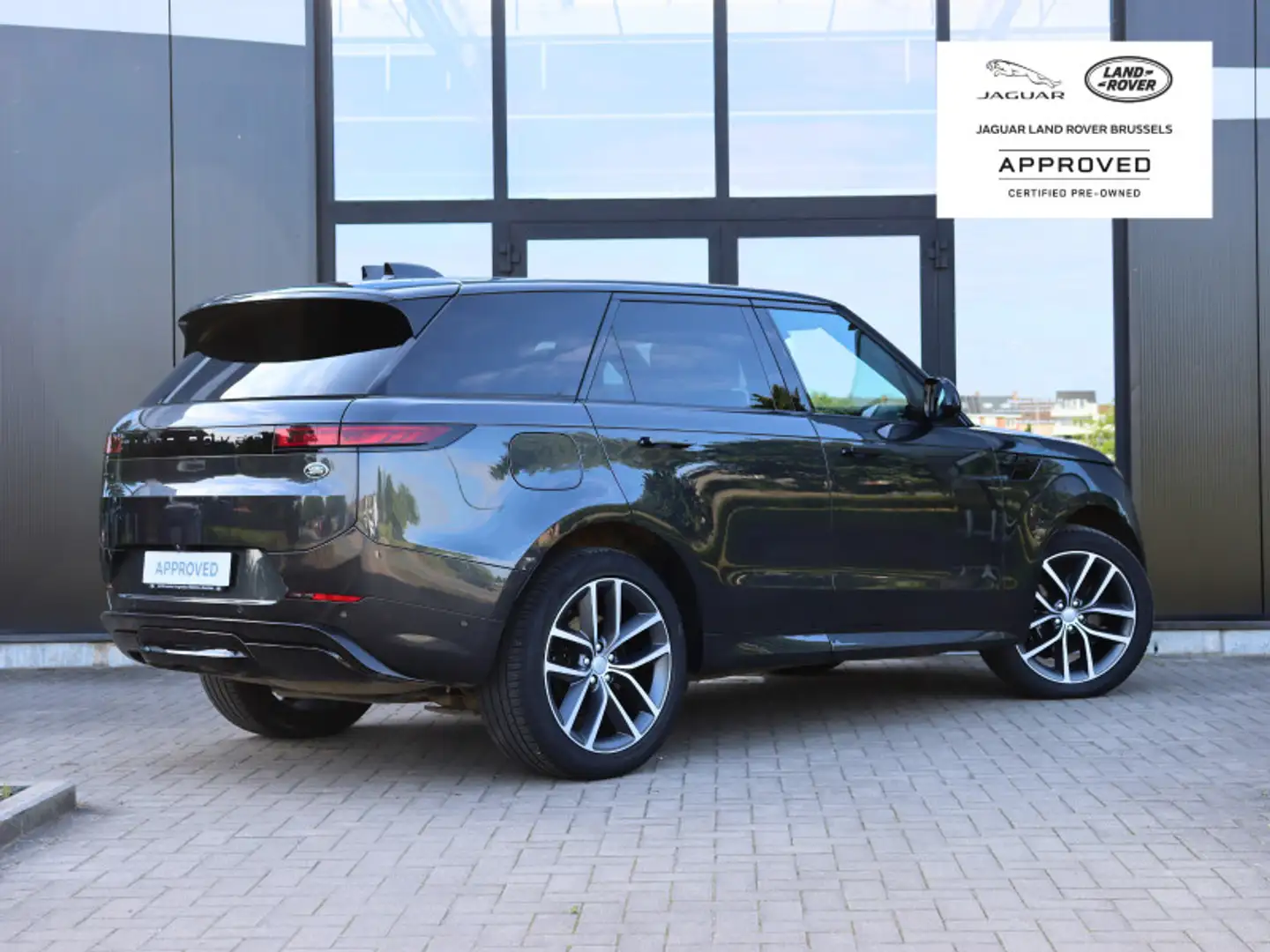 Land Rover Range Rover Sport D300 Dynamic HSE 2 YEARS WARRANTY Šedá - 2