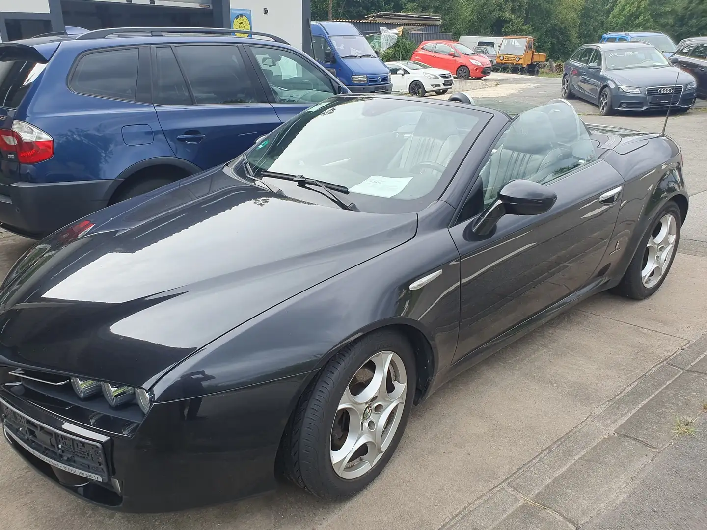 Alfa Romeo Spider 2.2 JTS 16V Exclusive Černá - 1