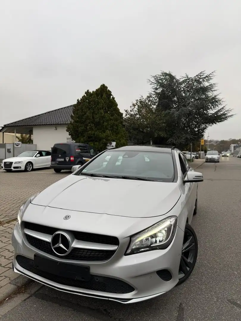 Mercedes-Benz CLA 180 CLA 180 Shooting Brake PANORAMA,Leder,LED,SPORT Silber - 2