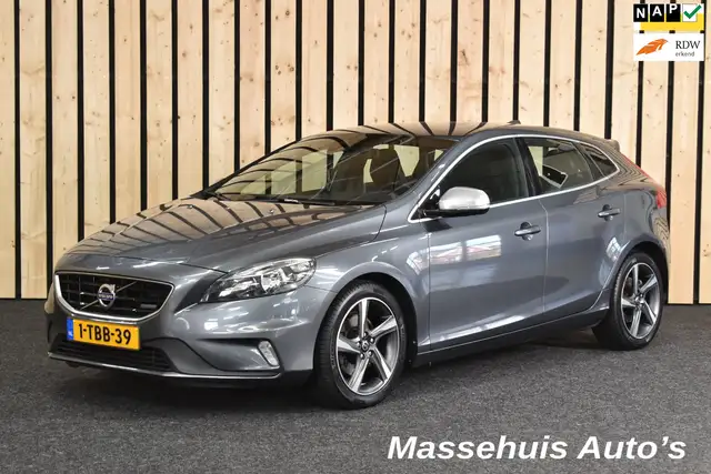Volvo V40 1.6 T4 R-Design 150dkm 1e eig. Navi 180pk PDC All-