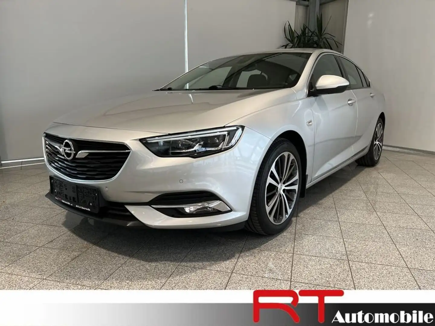 Opel Insignia 1.6 CDTI Business Edition Silber - 1