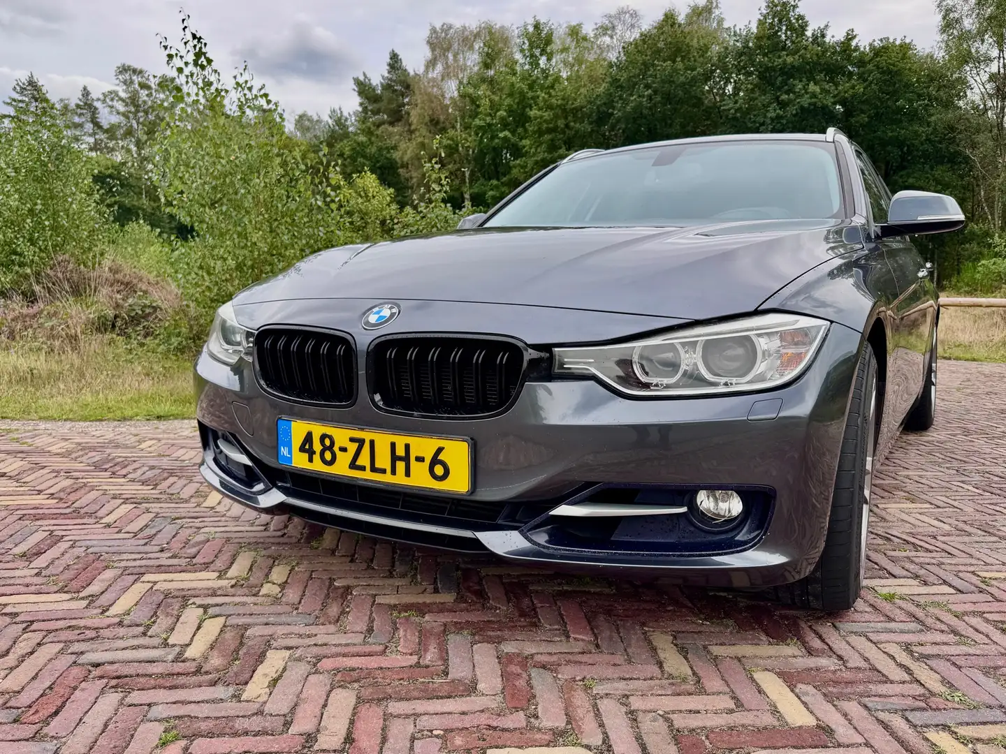 BMW 330 BMW 320i Touring - Nieuwe Distributieketting & APK Gris - 2