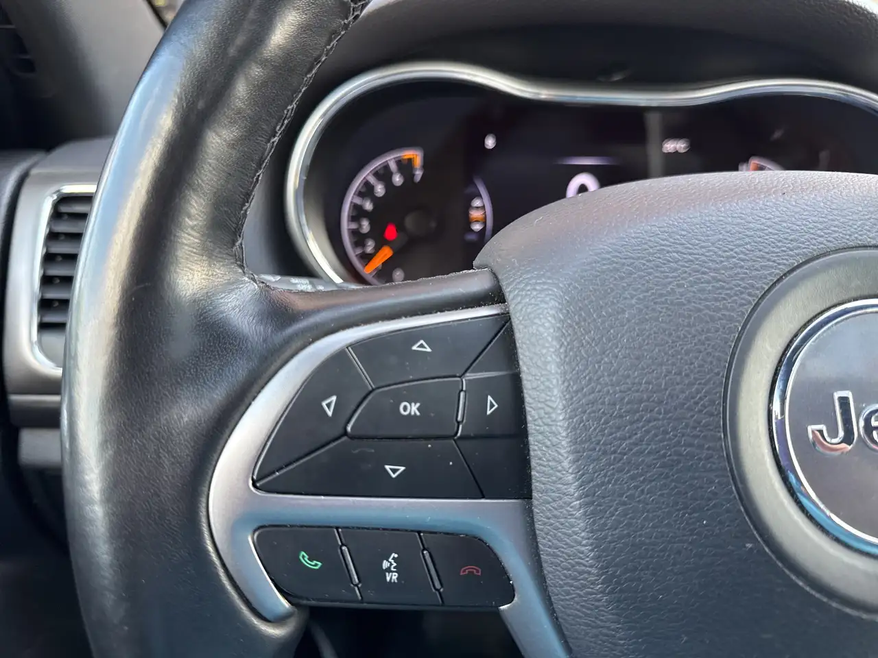 Jeep Grand Cherokee снимка Jeep Grand Cherokee