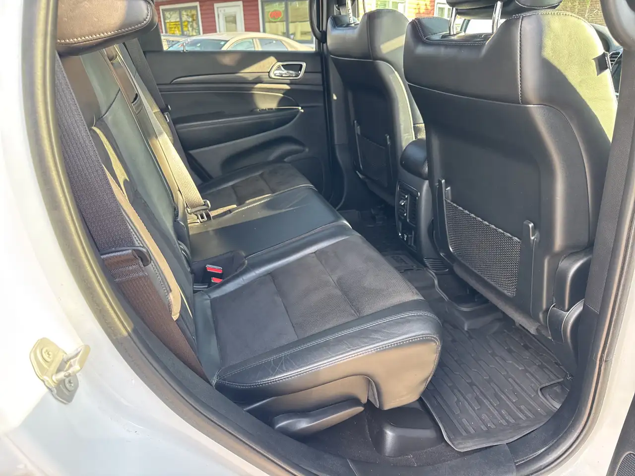 Jeep Grand Cherokee снимка Jeep Grand Cherokee
