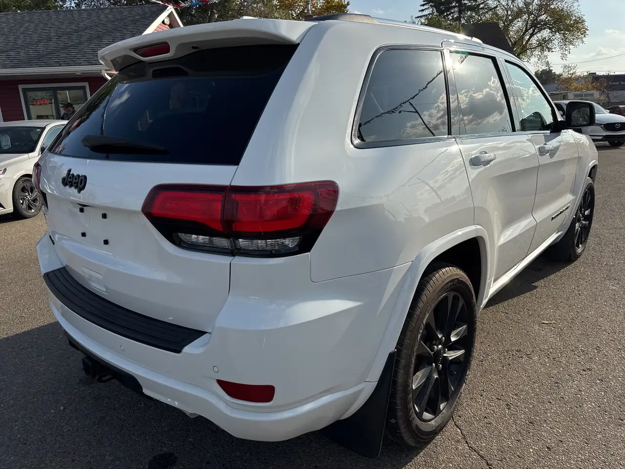 Jeep Grand Cherokee снимка Jeep Grand Cherokee