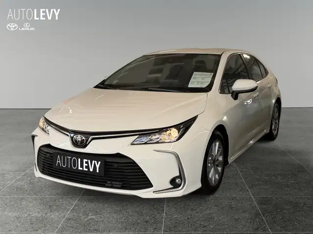 Toyota Corolla view 2