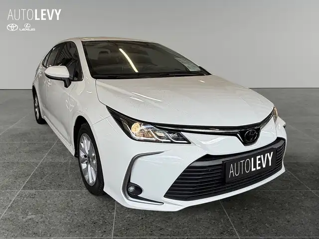 Toyota Corolla view 8
