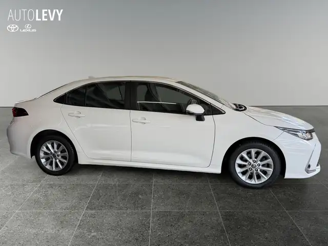 Toyota Corolla view 7
